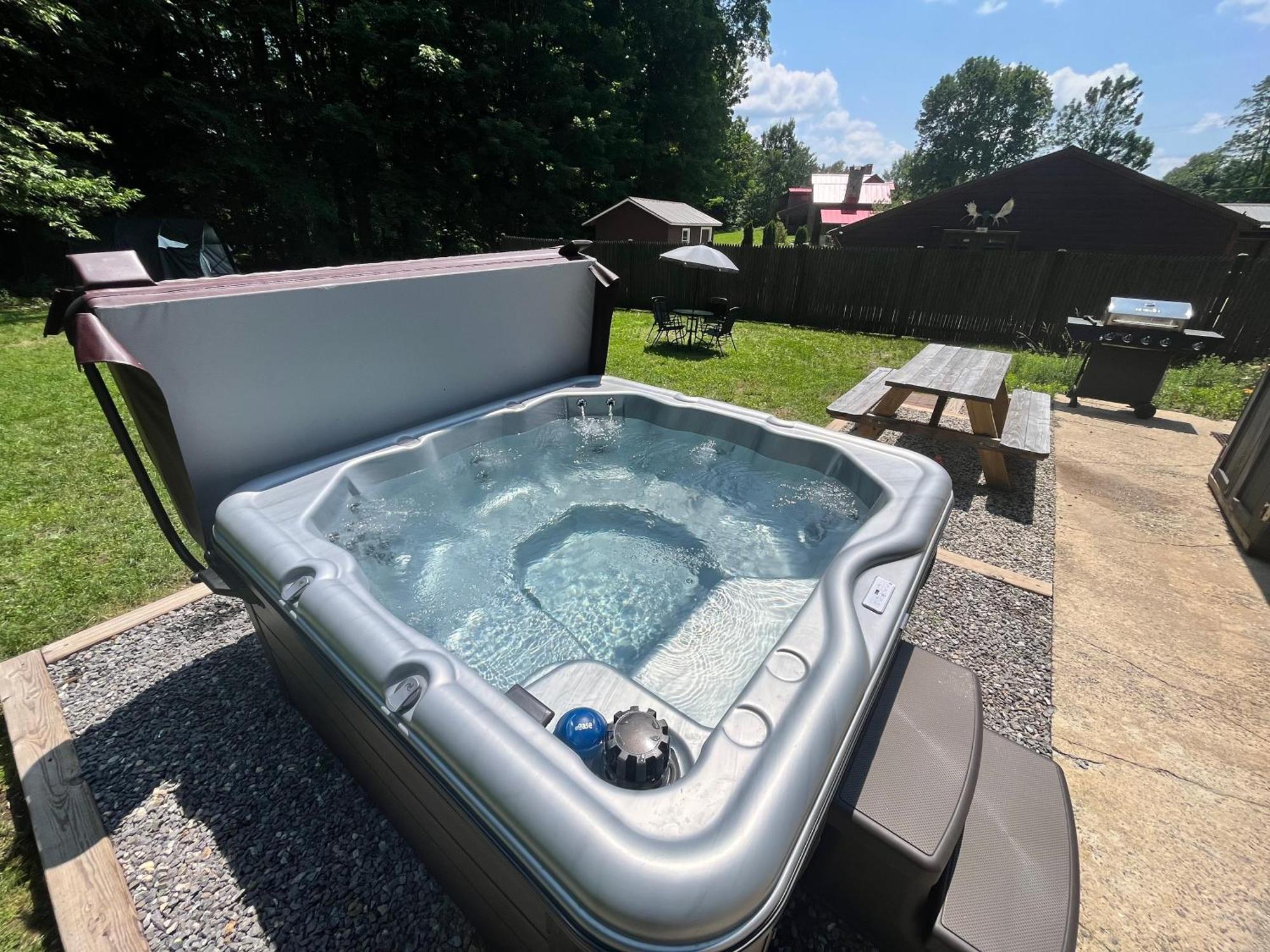 Ski Chalet W-Hot Tub, Only 3 Min To Sunday River Ski Lifts! Bethel Dış mekan fotoğraf