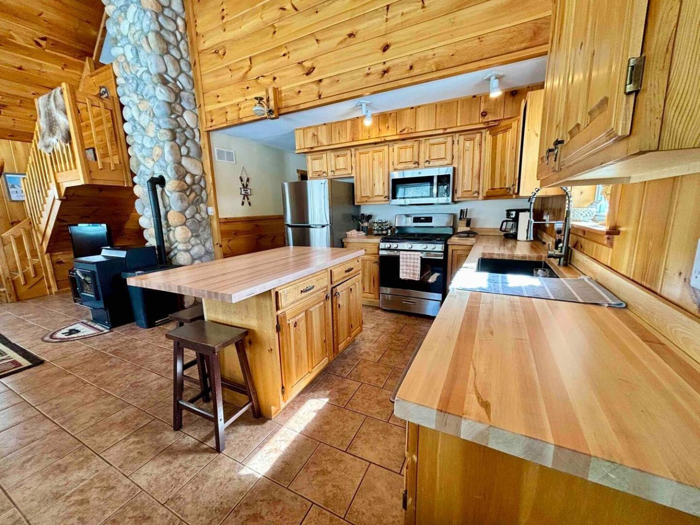 Ski Chalet W-Hot Tub, Only 3 Min To Sunday River Ski Lifts! Bethel Dış mekan fotoğraf